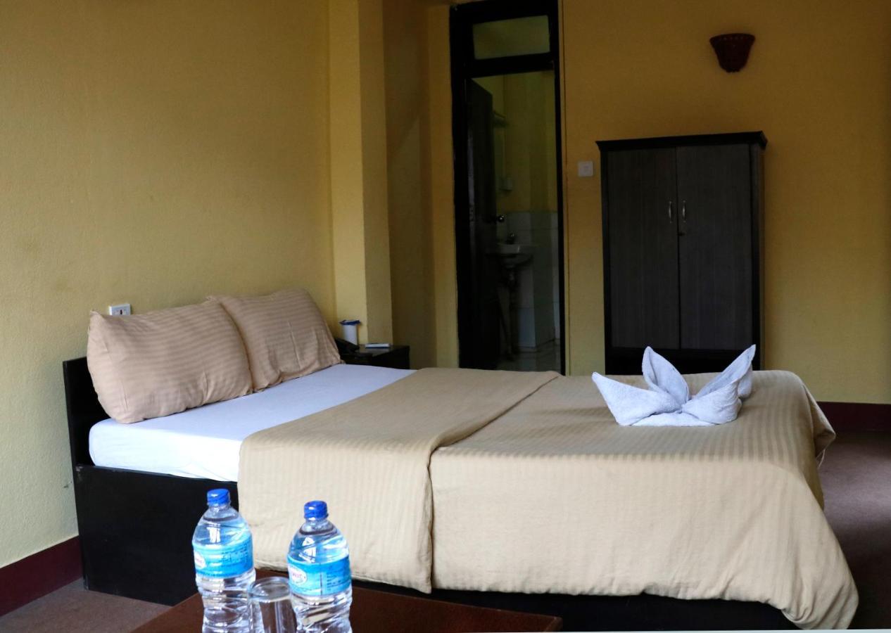 Hotel Yala Peak Katmandu Kültér fotó